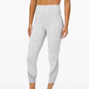 Lululemon Wunder Under Cropped Leggings